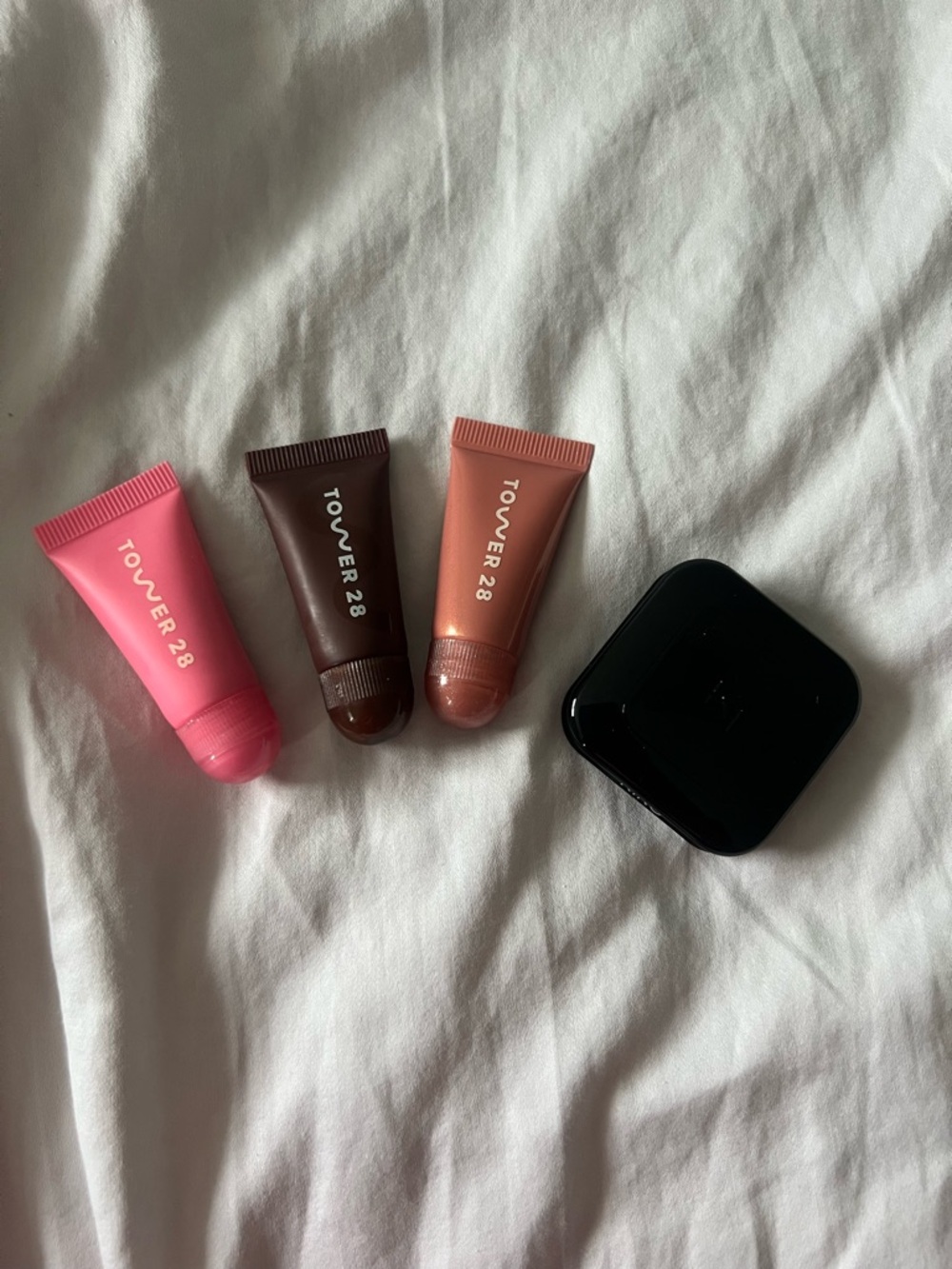 Tower 28 LipSoftie Minis + KIKO Milano Water Eyeshadow Bundle